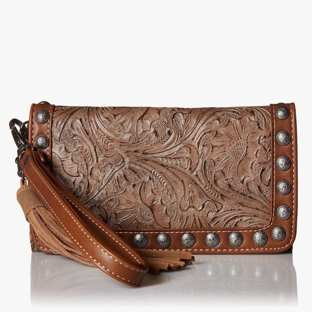 Nocona  Blazin‎ Roxx Ariana Western Floral Embossed Clutch Wallet Brown